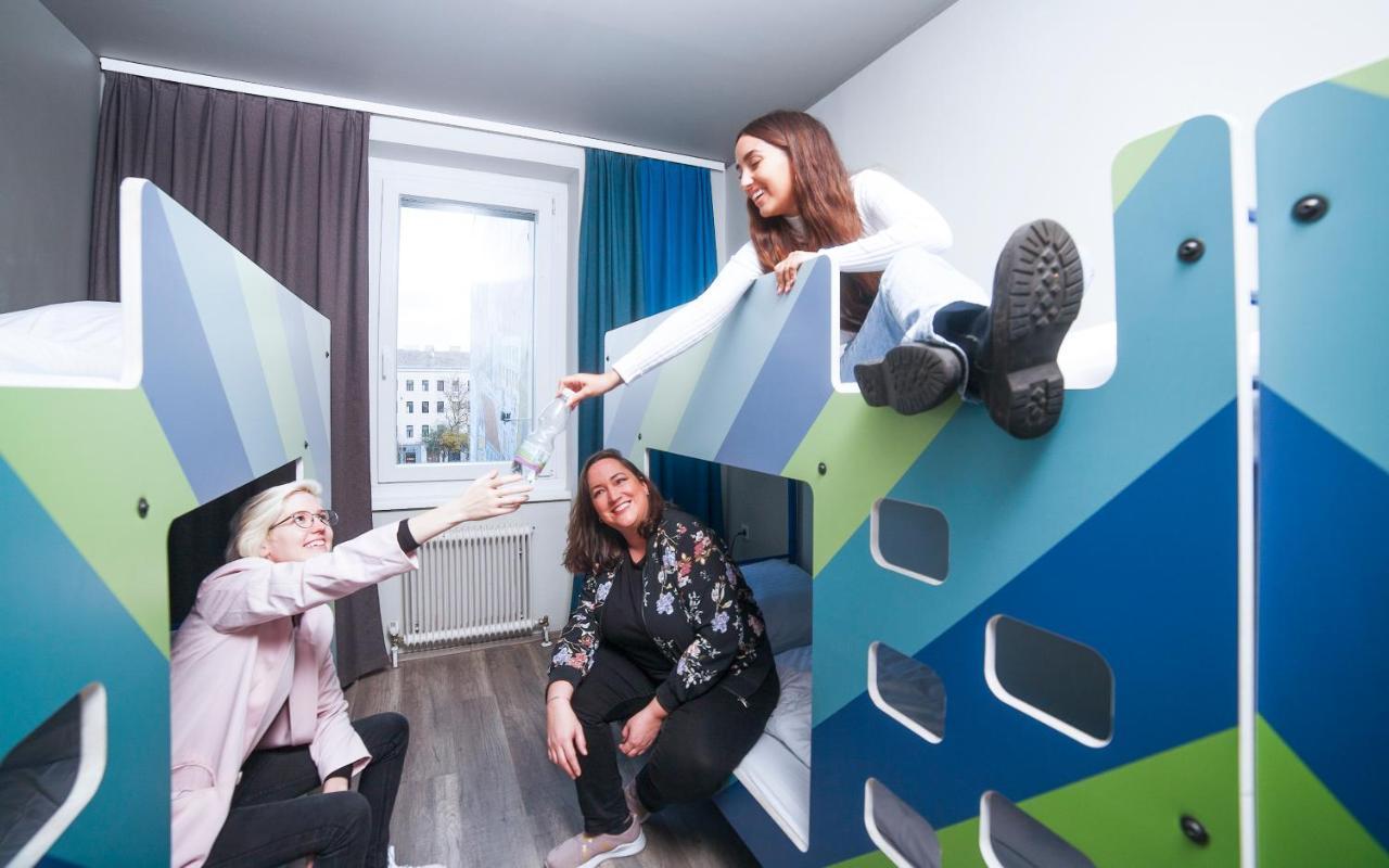 A&O Wien Stadthalle Eksteriør bilde